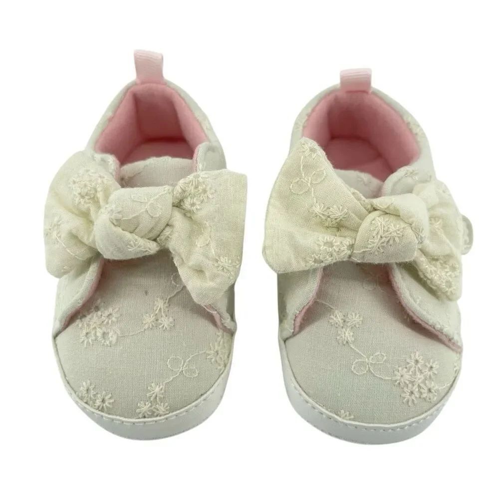 First Steps Baby Girl Floral Bow Soft Sole Shoes 6-9M Cream Embroidered - Picture 2 of 13